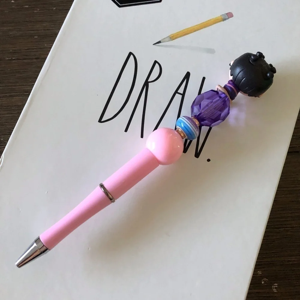 Disney Doorables: Raya & the Last Dragon: Little Noi handmade beaded pen